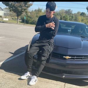 Meet your Posher, Isaac